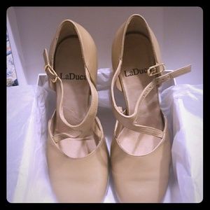 LaDuca Alexis 3" Soft Sole Character